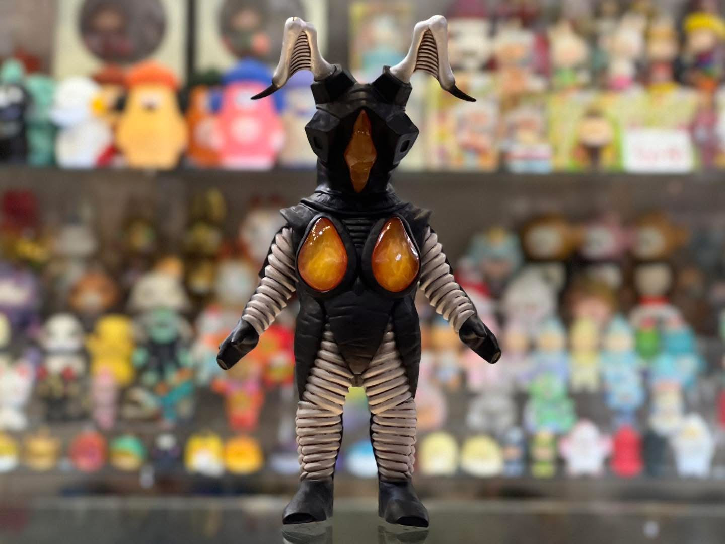 IN TOY ULTRAMAN Zetton