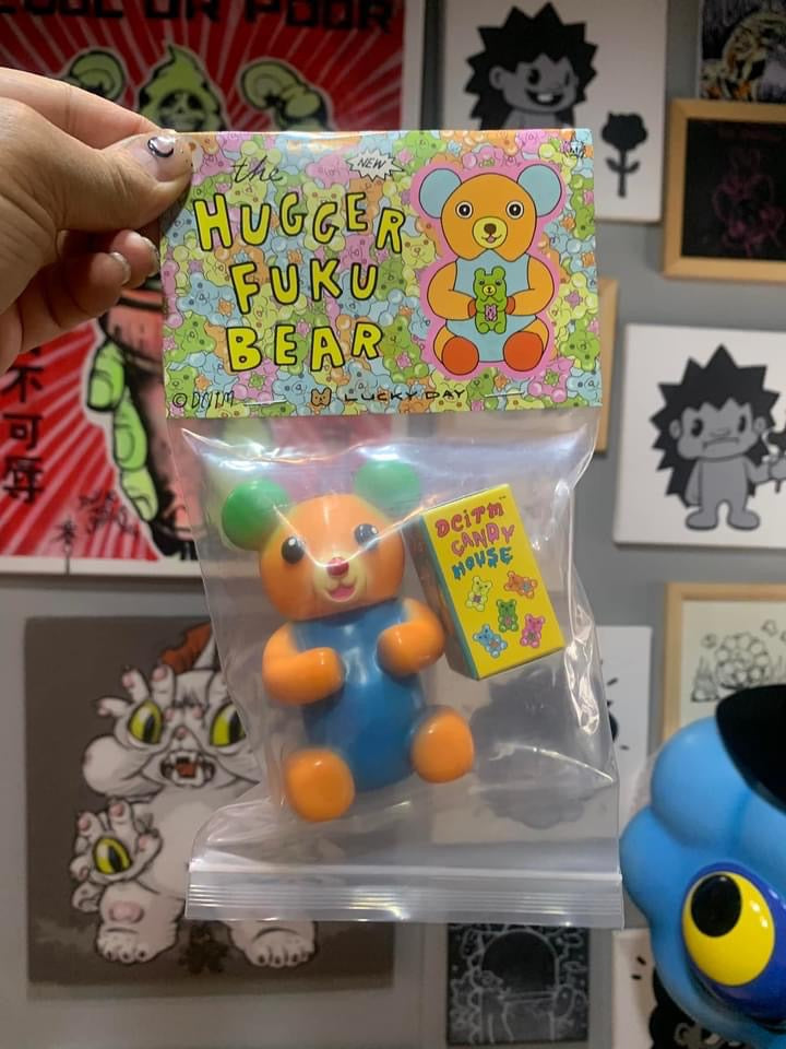 Don't Cry In The Morning Hugger GummyBear Limited color