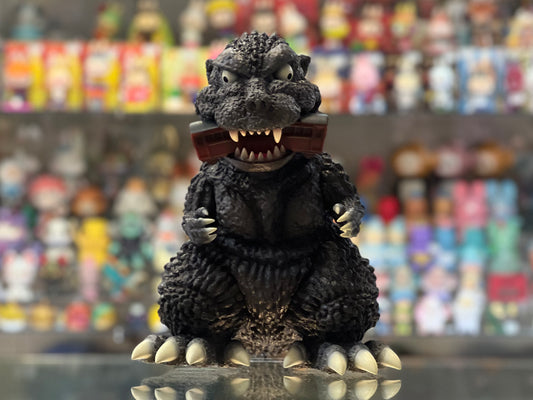 Unbox Industries Godzilla 1954 G I D Ver.