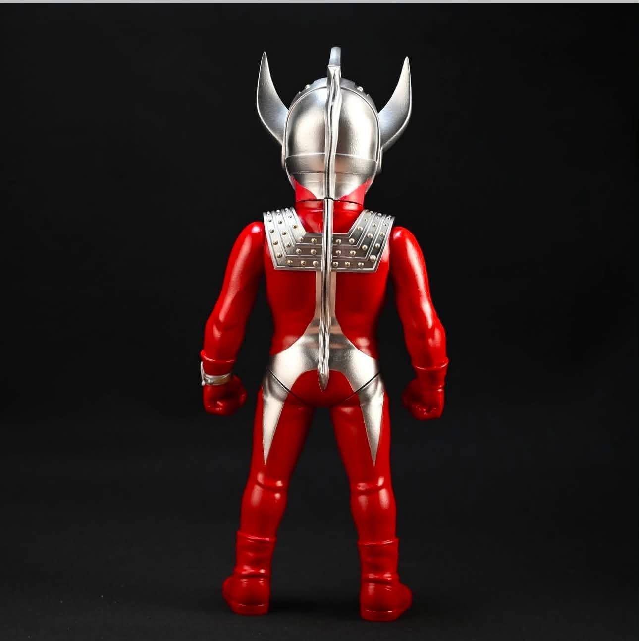 (Pre-order) PLANET-X ULTRAMAN TARO Debut Colorway