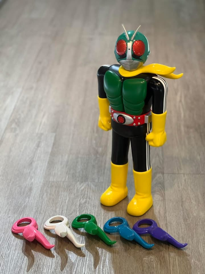 Unbox Industries Kamen Rider Vinyl Hero 50 Series Shocker Rider