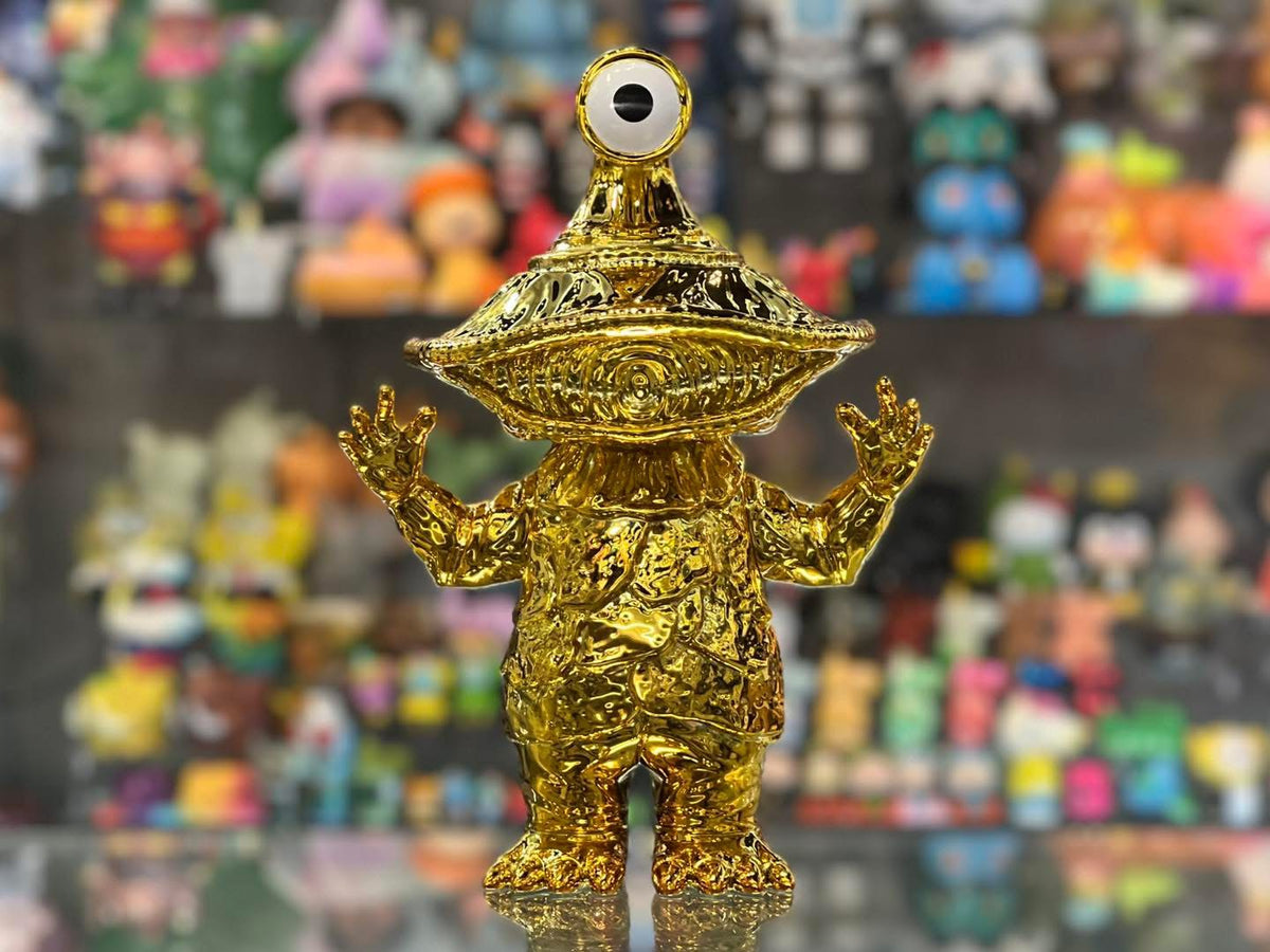 Studio Uppercut MEDAGON Gold Chrome Ver.