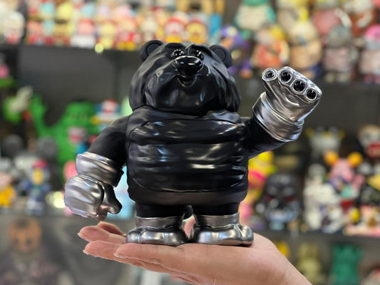 Toysgallery.hk x toy freak OOZING BEAR 主將黑熊