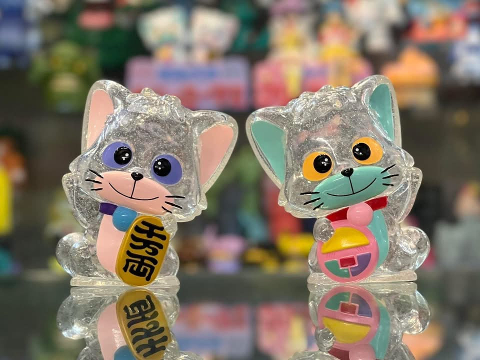 Unbox Industries Posi & Nega Maneki-neko Glitter Clear